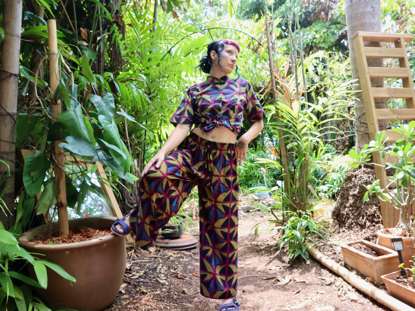 Gold rush top in Jewel spider