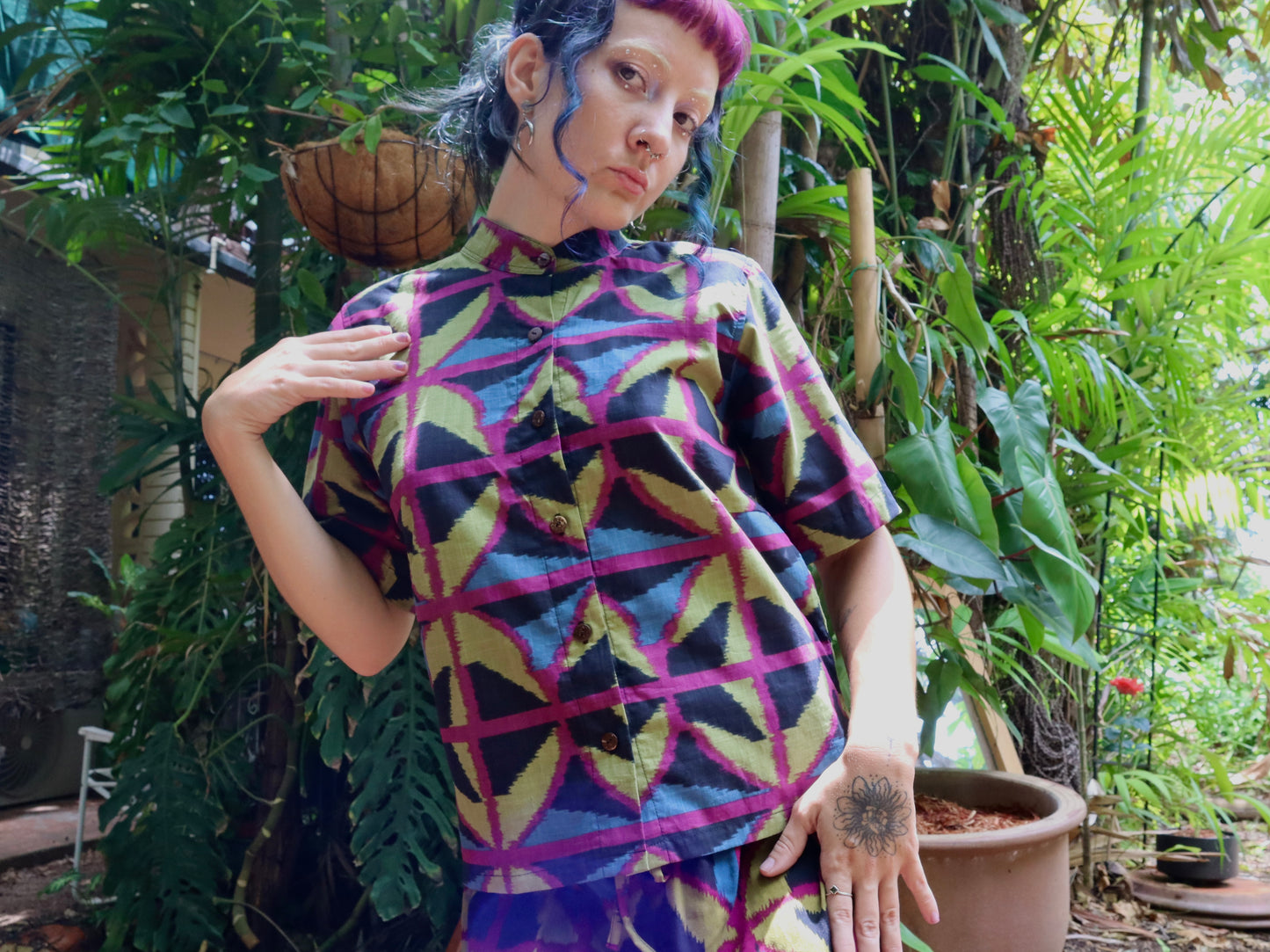 Gold rush top in Jewel spider