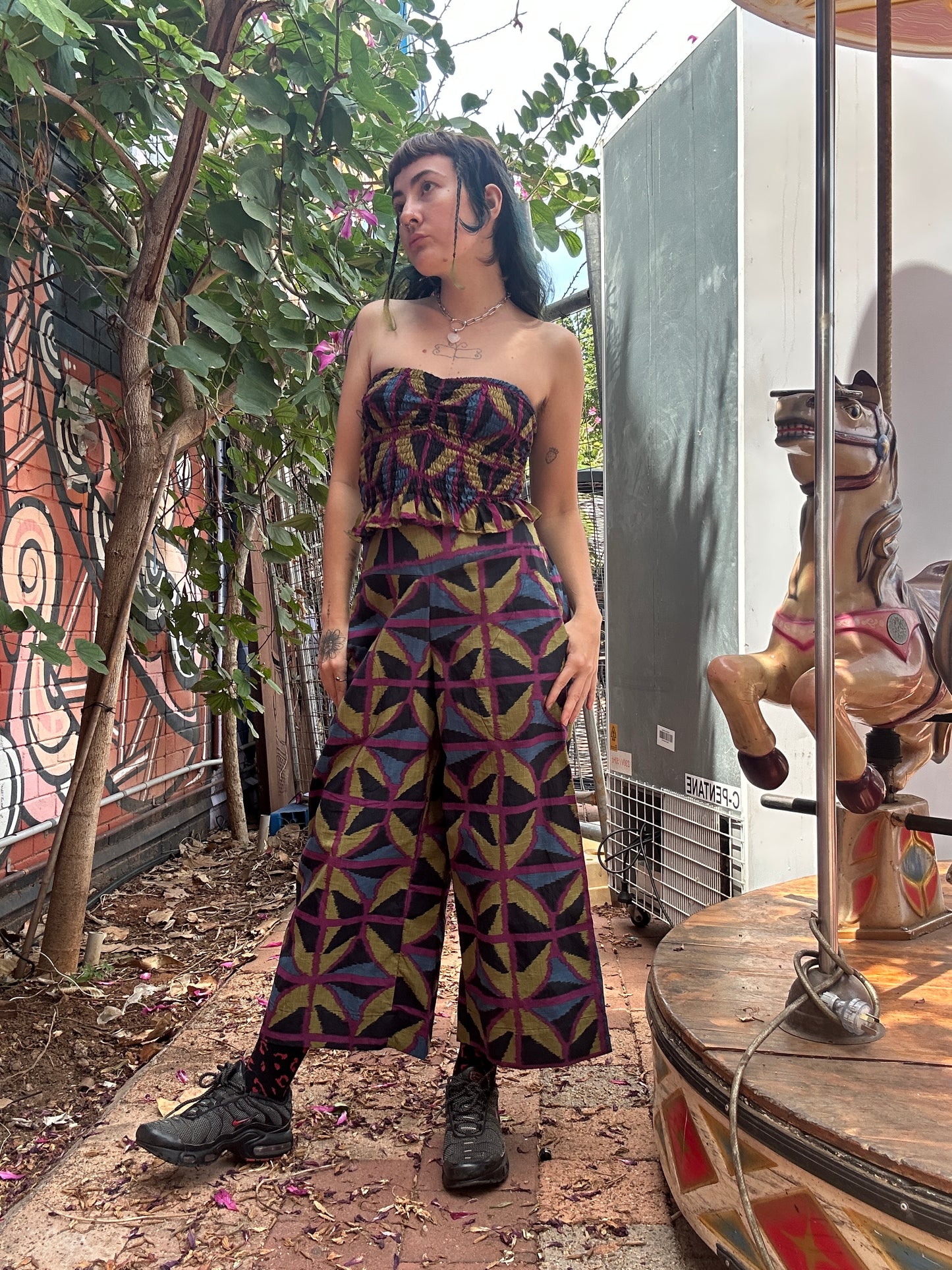 Jewel Spider Passion pants