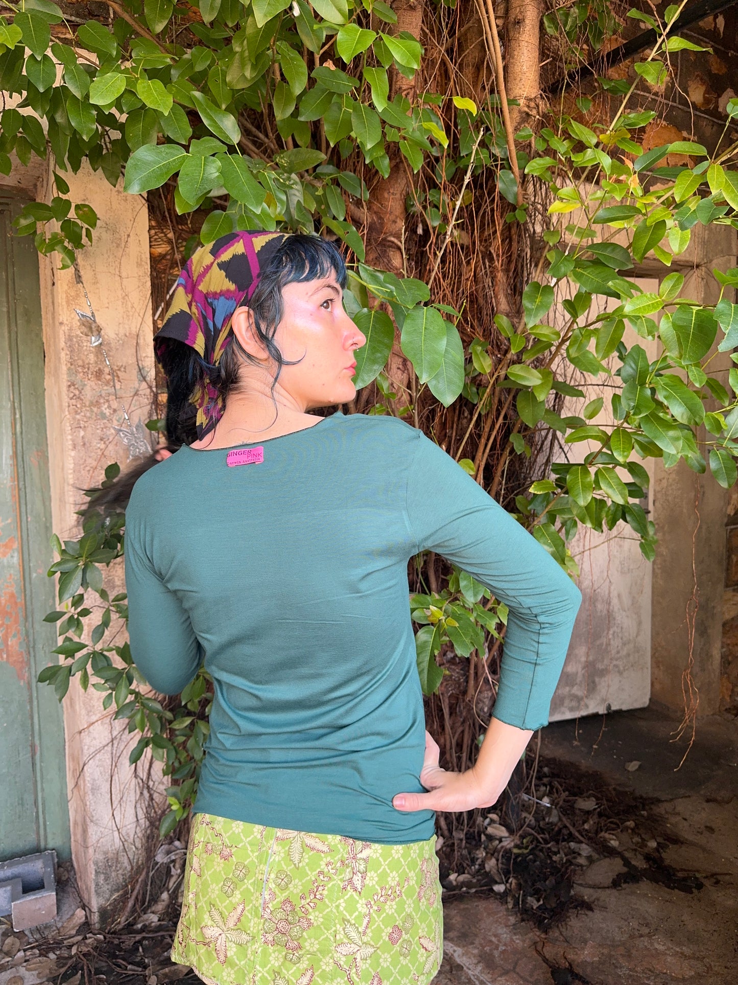 Yoga long sleeve Jade Green Logo Tee