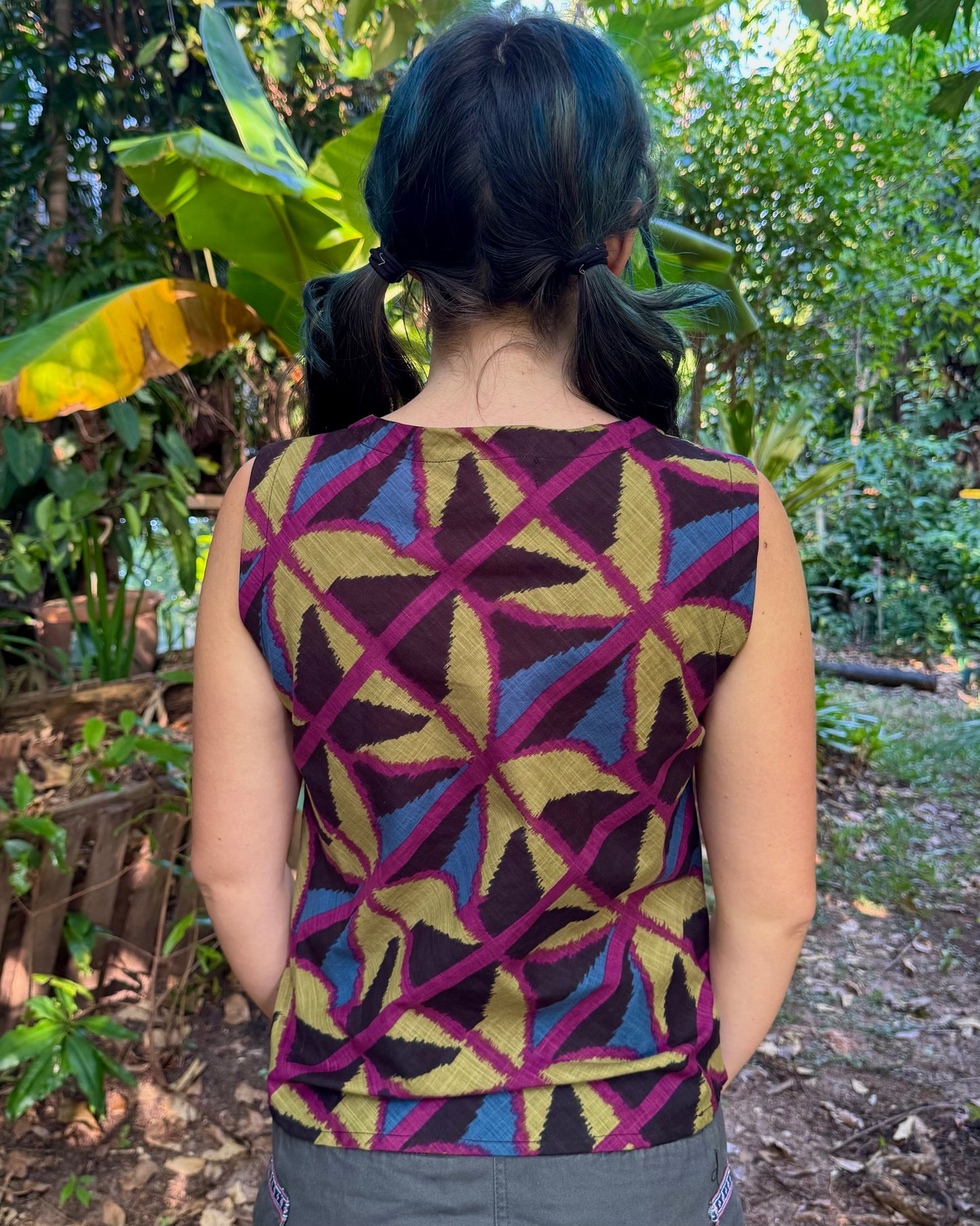 Sleeveless ‘I’m Cross Top’ in Jewel Spider