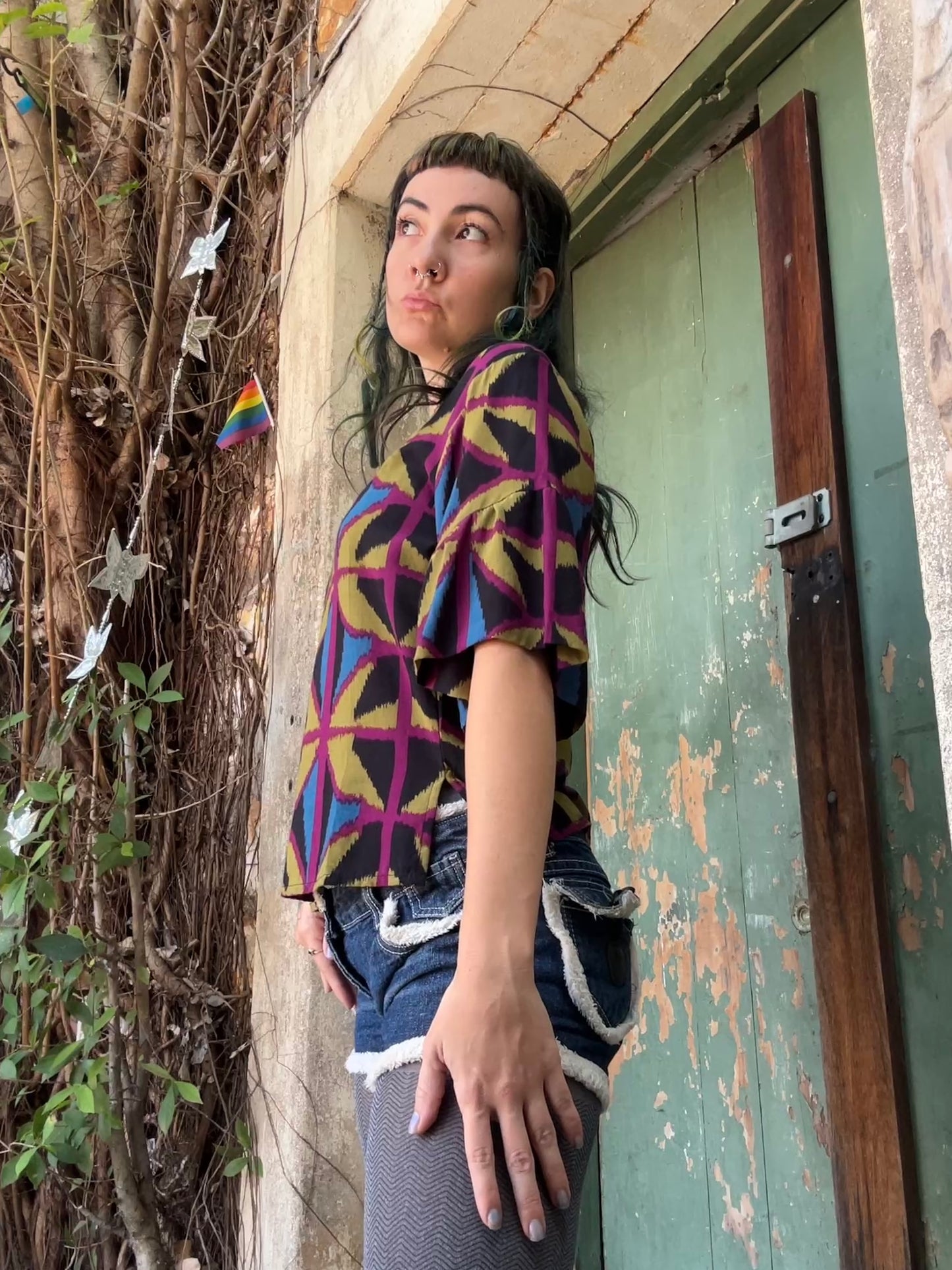 Ruffle top in Jewel spider