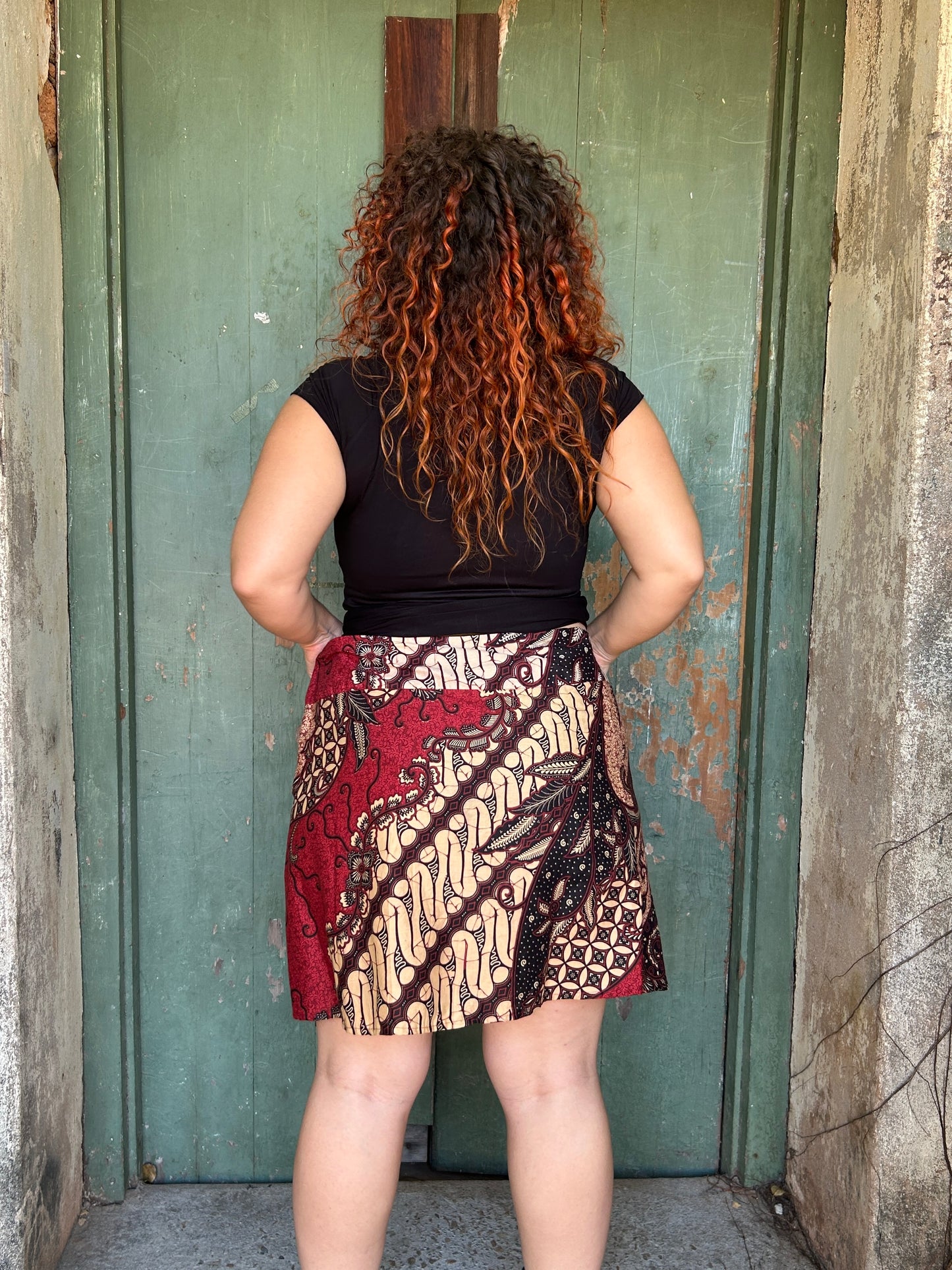 Red Swirl A-Line Skirt: Above Knee length