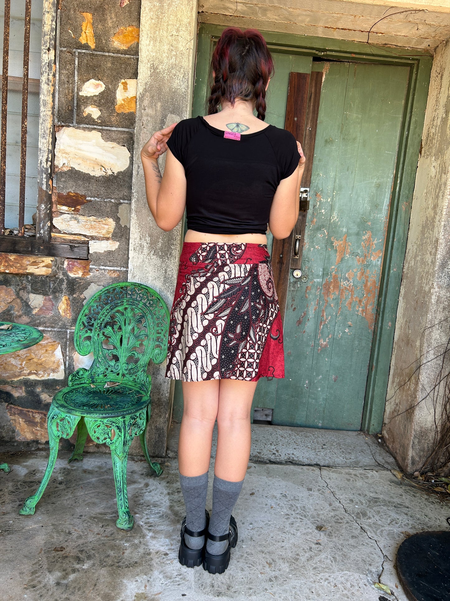 Red Swirl A-Line Skirt: Above Knee length