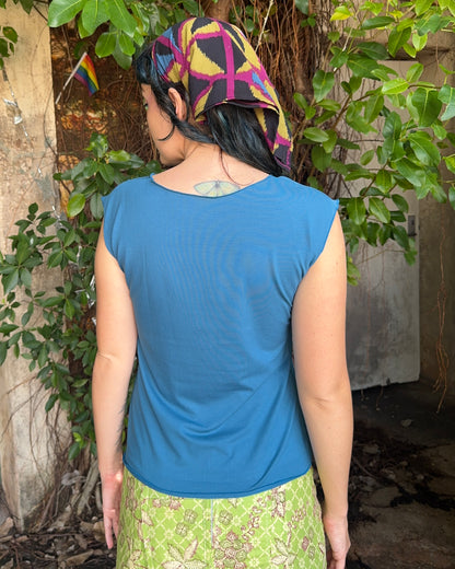 Yoga Logo tee in Teal Blue