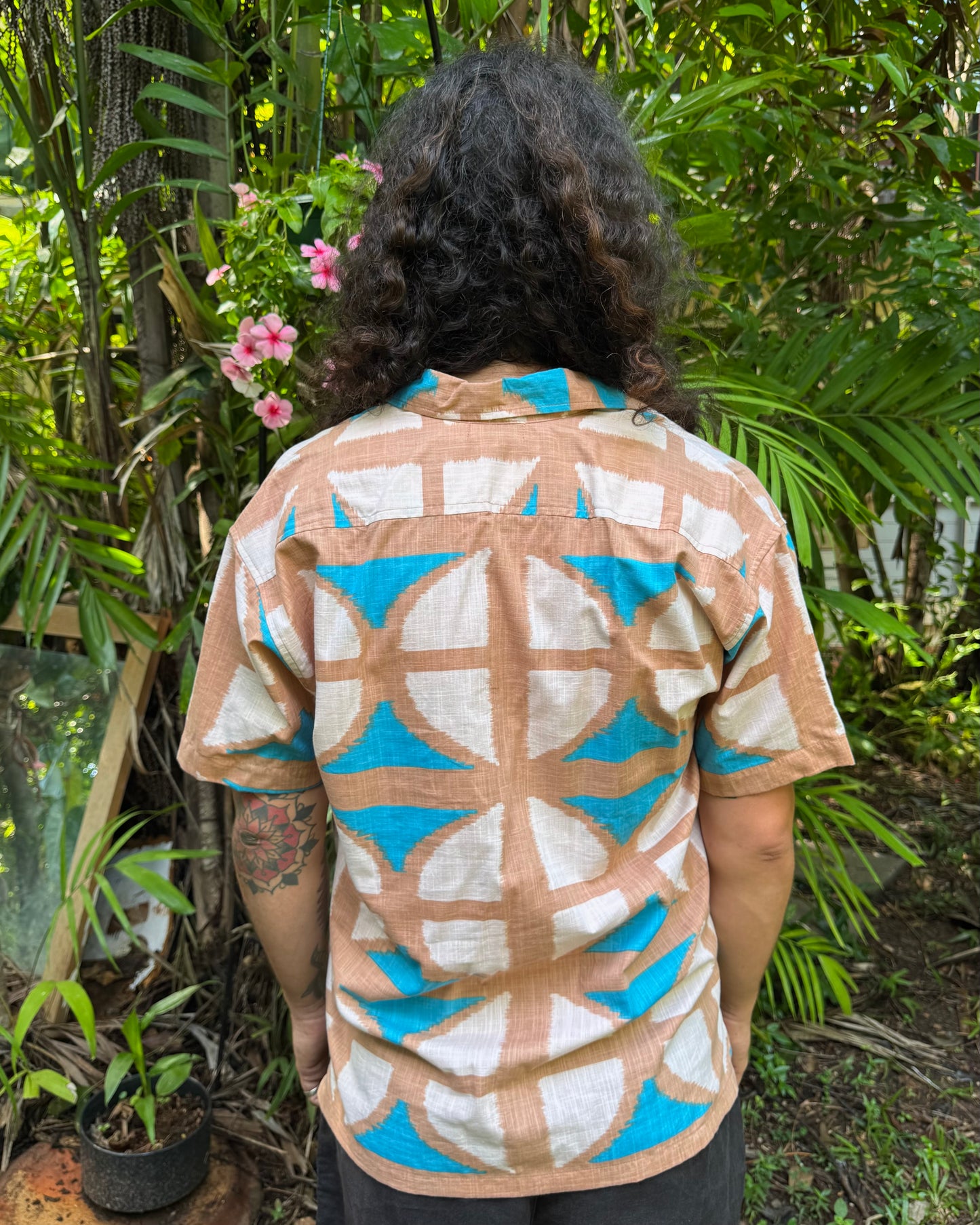 Unisex Button up Shirt Cas Beach