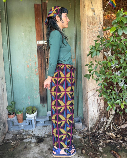 Lounge pants in Jewel spider