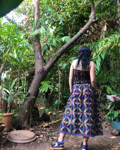 Midi to the MAX Skirt in Jewel Spider