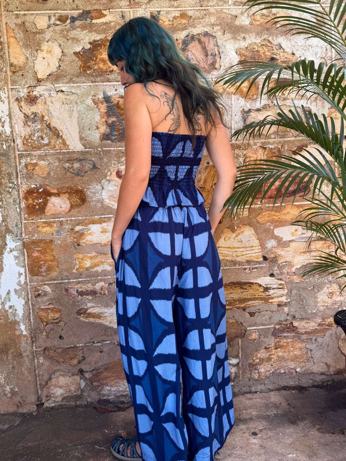 Lounge pants in Mood Indigo
