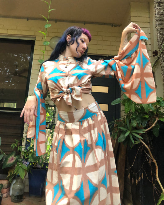 Breezeblock Shawl/ Half Sarong in Cas beach