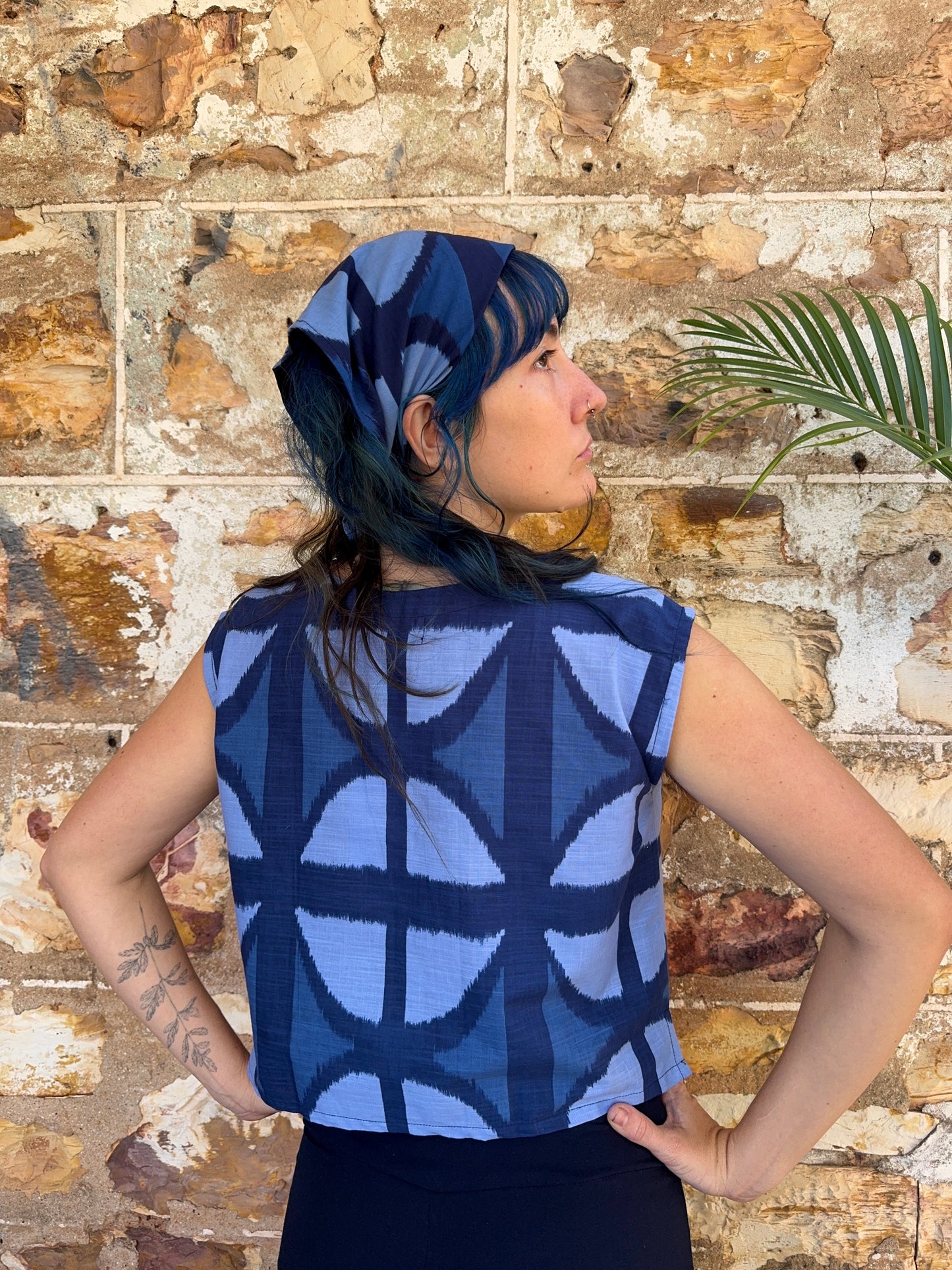 Box top in Mood Indigo