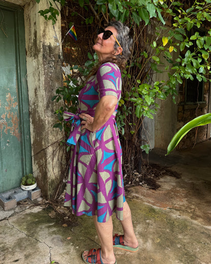 Short Sleeve Wrap Dress in Original BreezeBlock