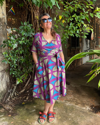 Short Sleeve Wrap Dress in Original BreezeBlock