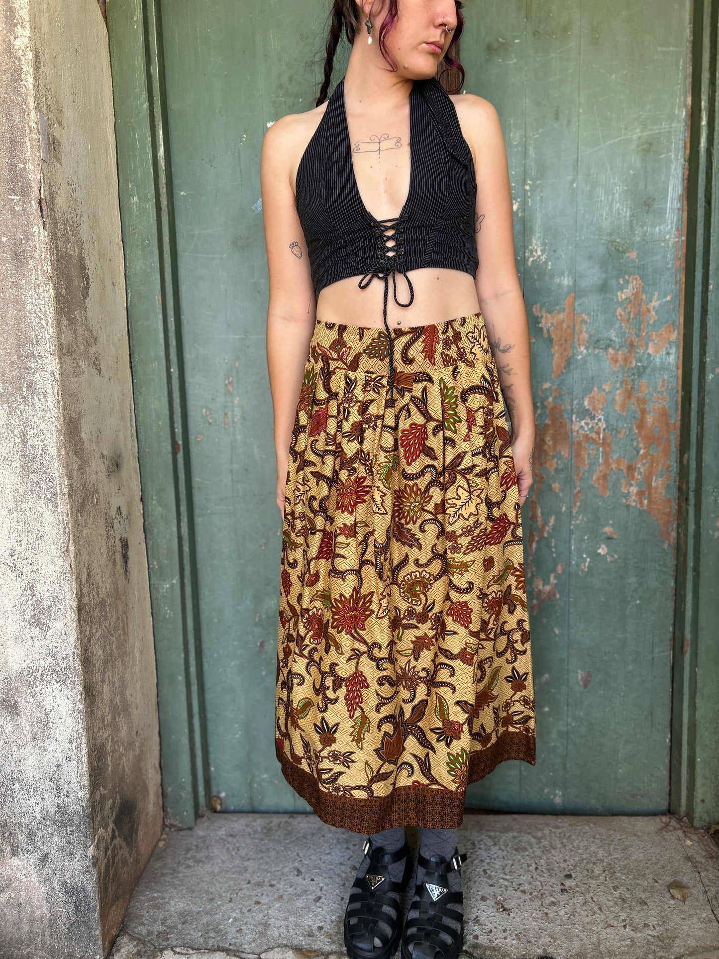 Midi to the MAX Skirt in golden brown floral print