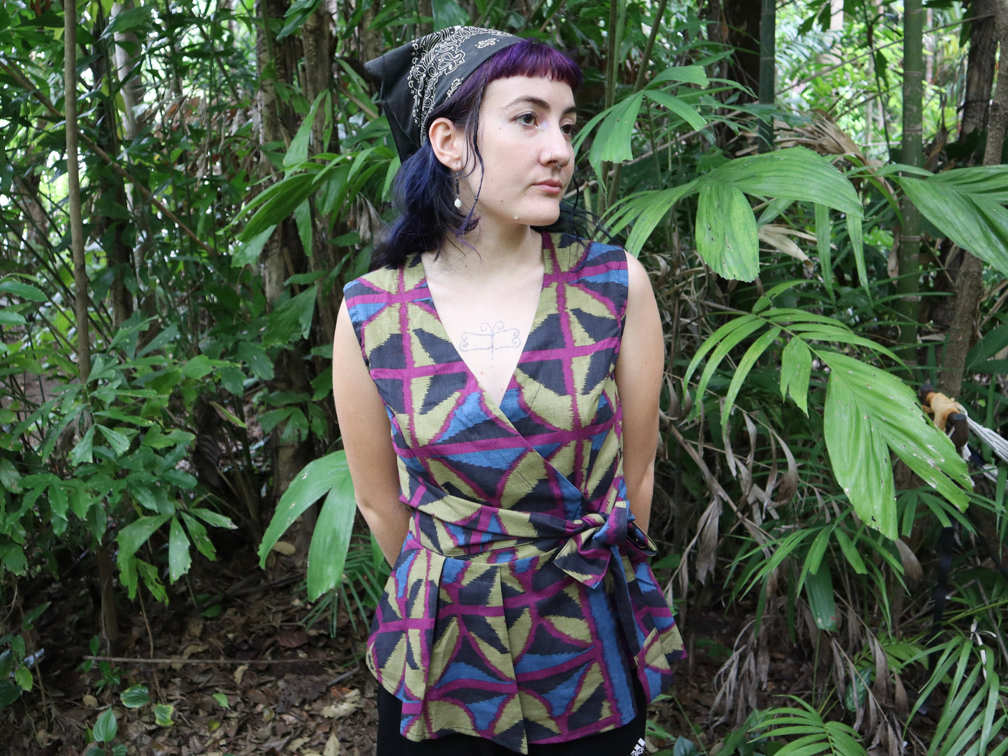 Long cotton Wrap Top in Jewel Spider