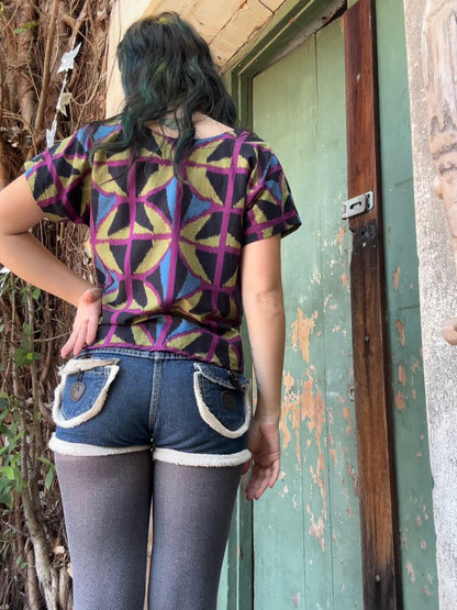 Hang around top in Jewel spider