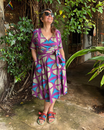 Short Sleeve Wrap Dress in Original BreezeBlock