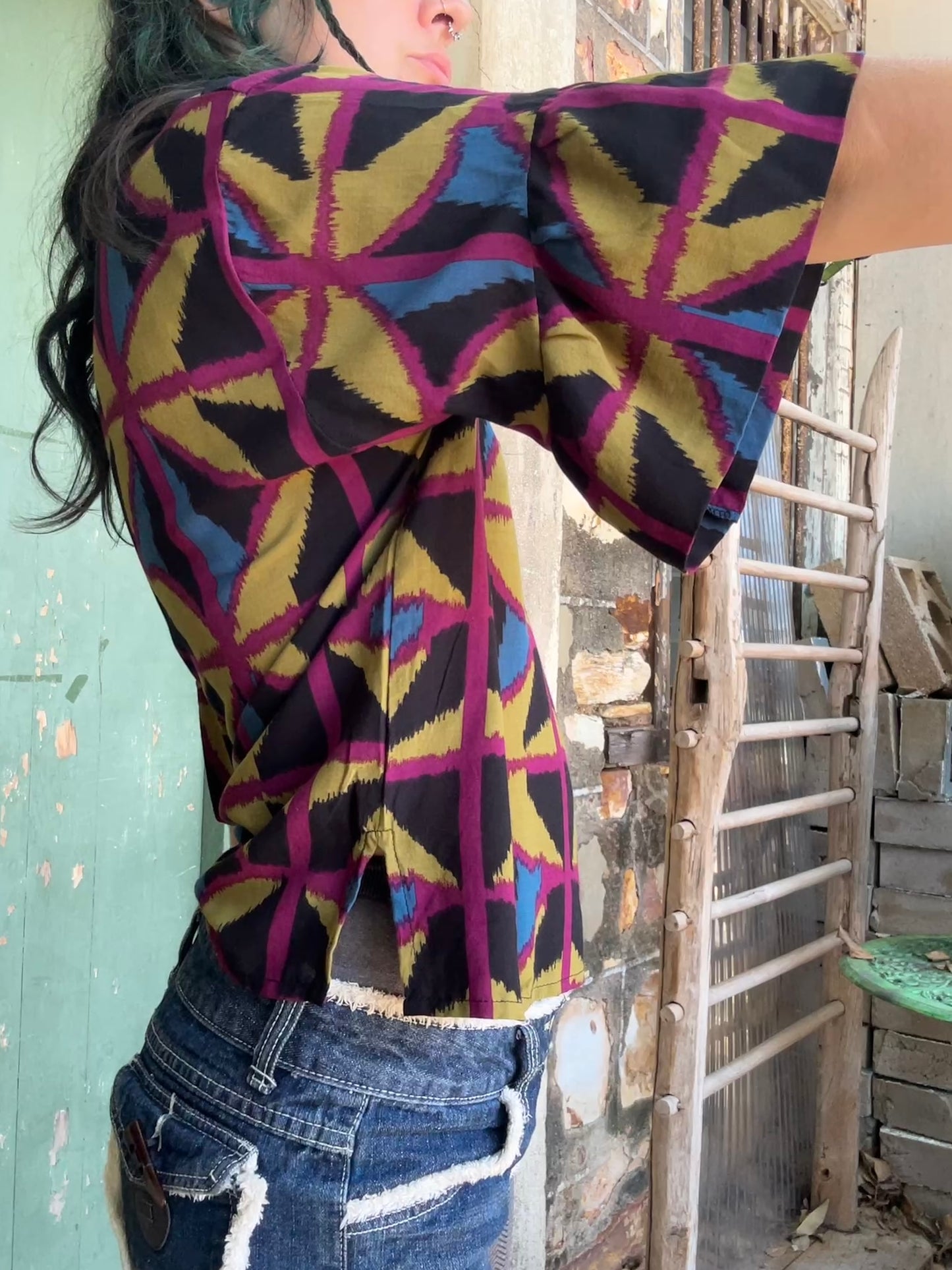 Ruffle top in Jewel spider