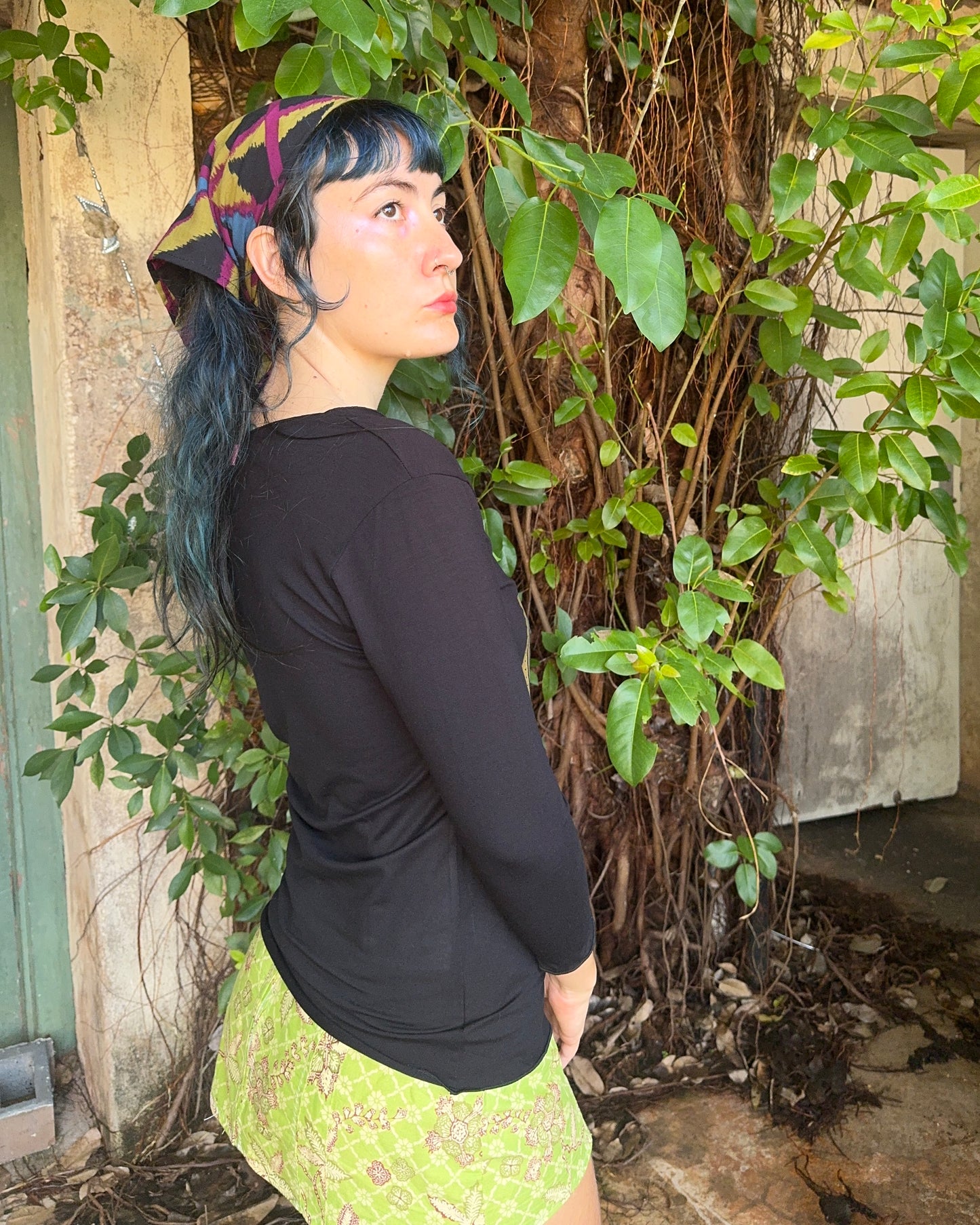 Yoga long sleeve Black Logo Tee