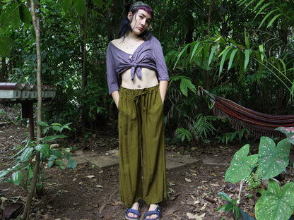 Lounge pants in Moss