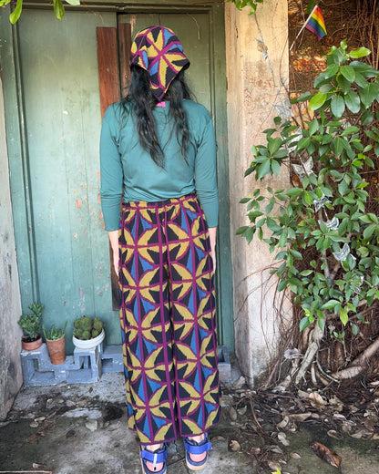 Lounge pants in Jewel spider