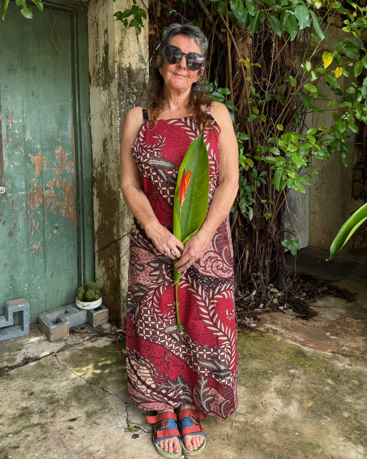 Hi-Lo dress in Red Swirl or Blue Swirl