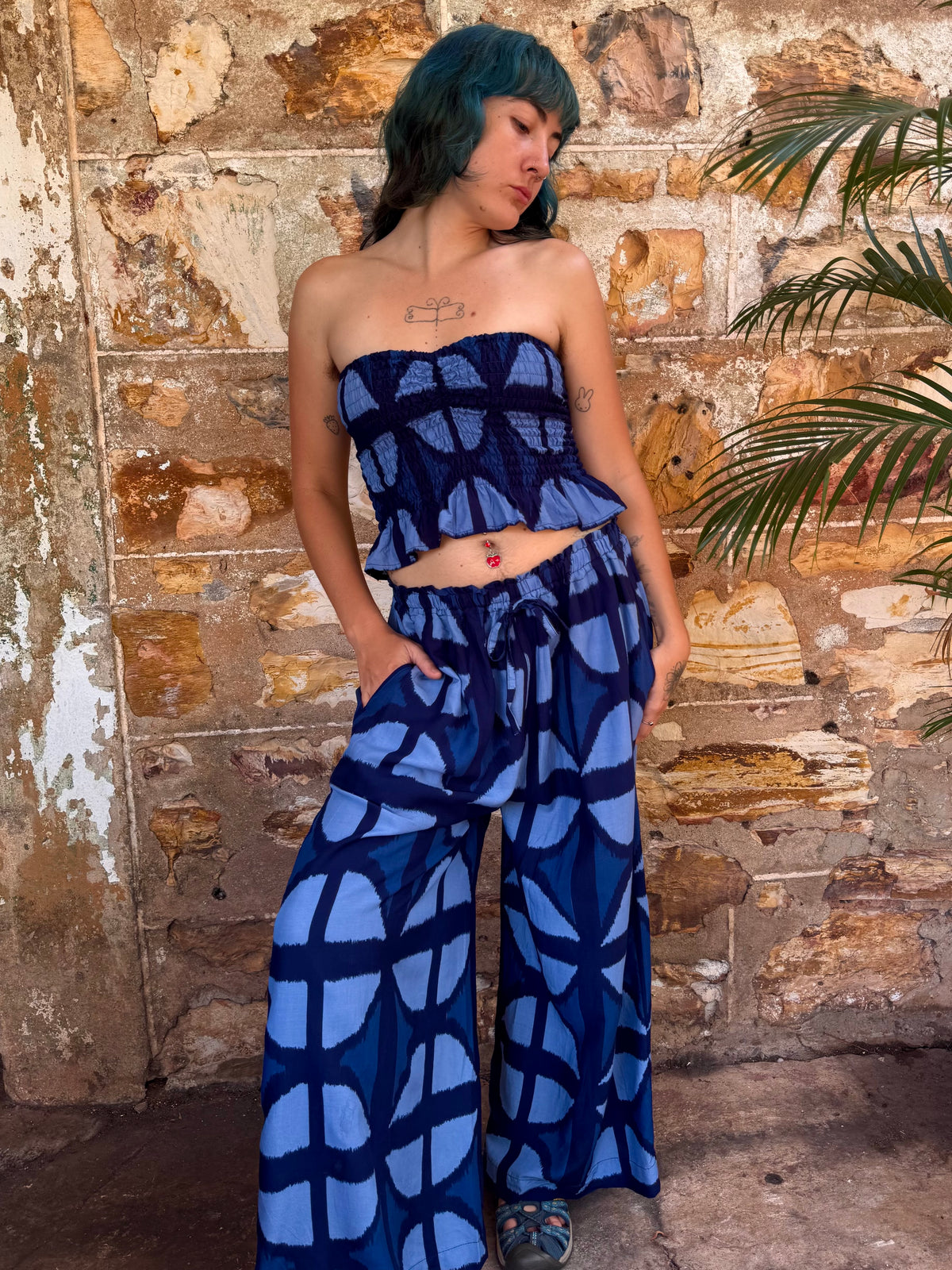 Lounge pants in Mood Indigo