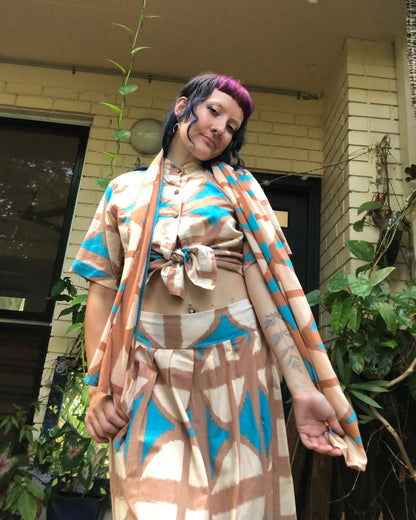 Breezeblock Shawl/ Half Sarong in Cas beach