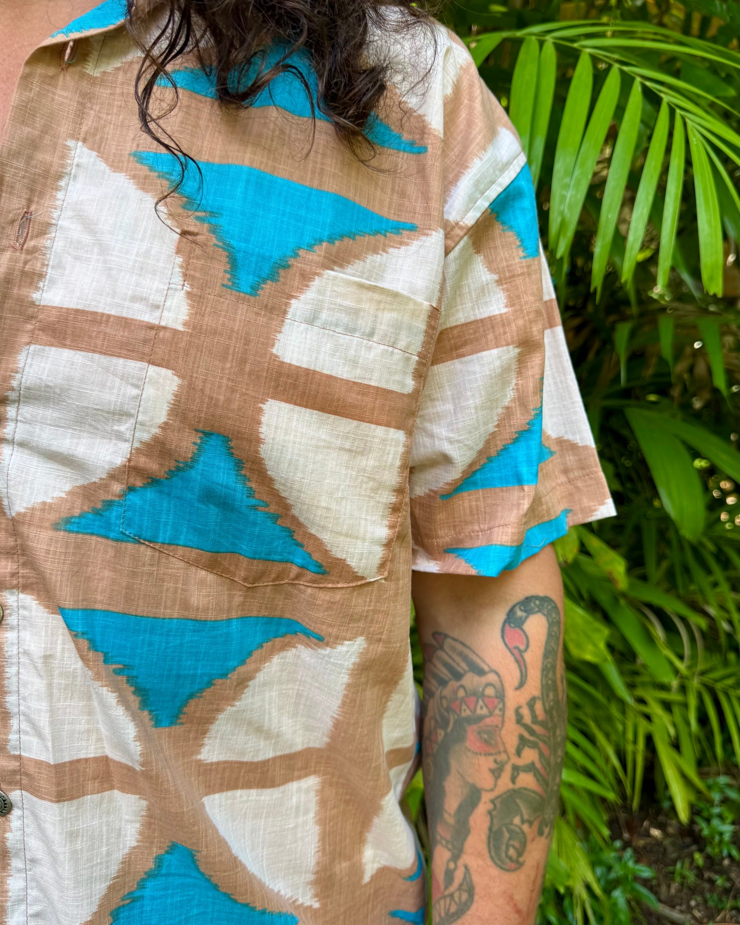 Unisex Button up Shirt Cas Beach