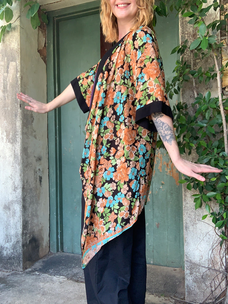 Shady Karamo Kimono in Retro Autumn - Ginger Pink Darwin - ethical fashion - darwin clothing shop - darwin clothing store - darwin fashion